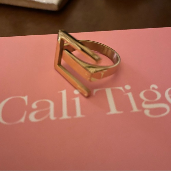 Cali Tiger Nadia Ring- New In Box size 8 - Picture 3 of 5